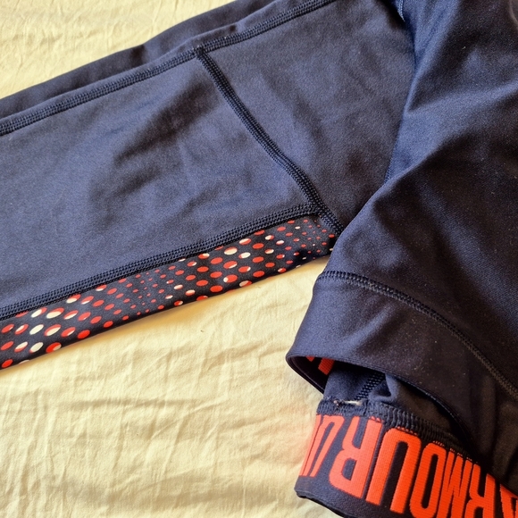 Under Armour Black and Red Leggings - Picture 6 of 7